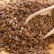 The benefits and harms of urbech from flax seeds