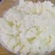 מתכון וידאו לקדירת גבינת קוטג' דיאטטית עם צימוקים