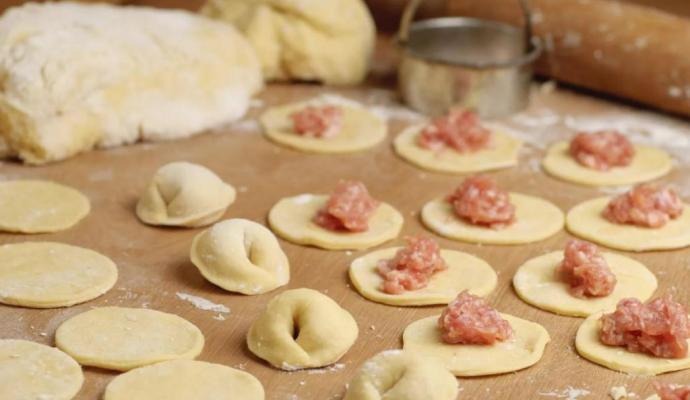 Chinese dumplings: types and recipes